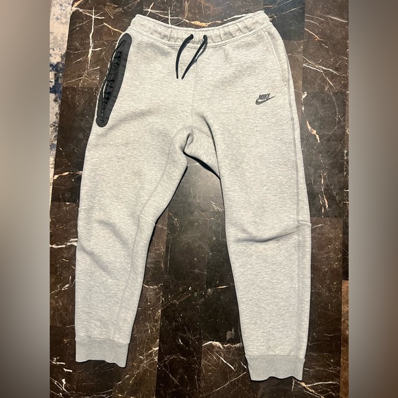 Nike Tech outfit - Picture 6 of 7